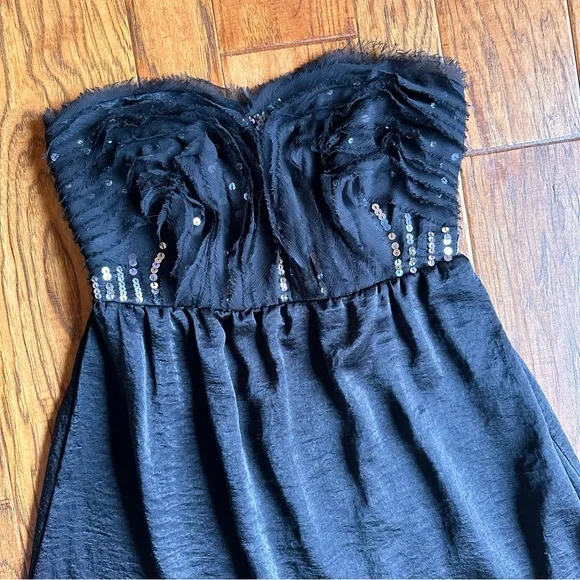 Mustard Seed Black Satin Strapless Mini Dress with Sequins Size Small - Picture 2 of 5